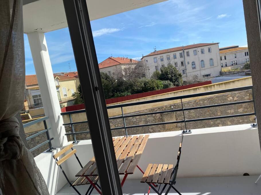 Cosy T3 Gare Terrasse + Parking Daire Sète Dış mekan fotoğraf